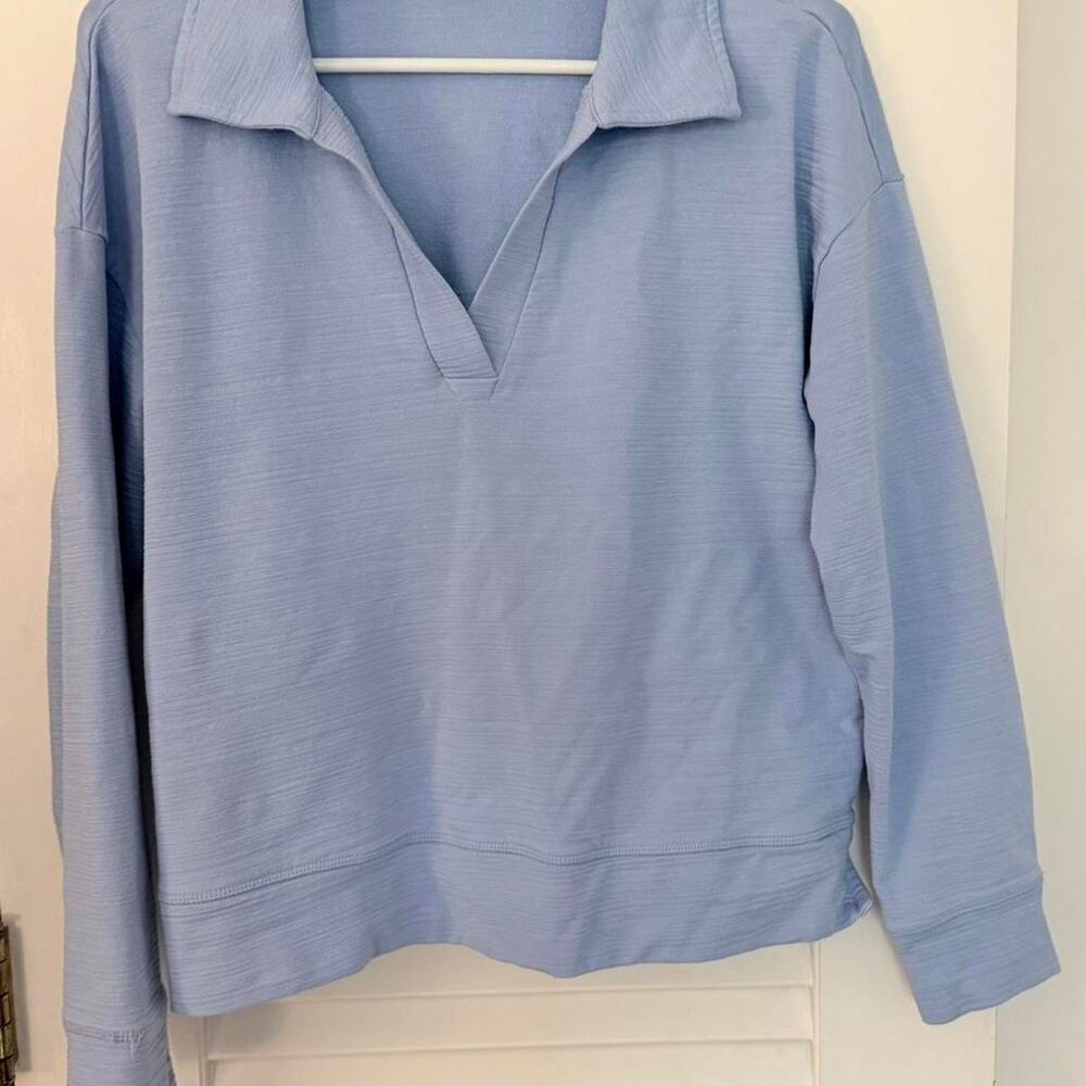 Talbots blue collared sweatshirt upf